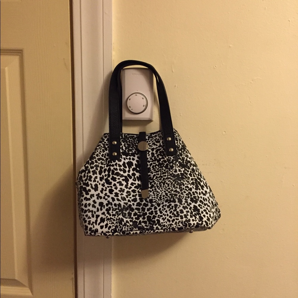 Cute nice animal print purse